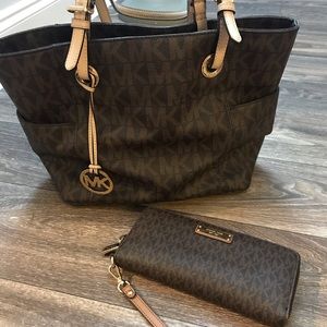 MK Purse and wallet